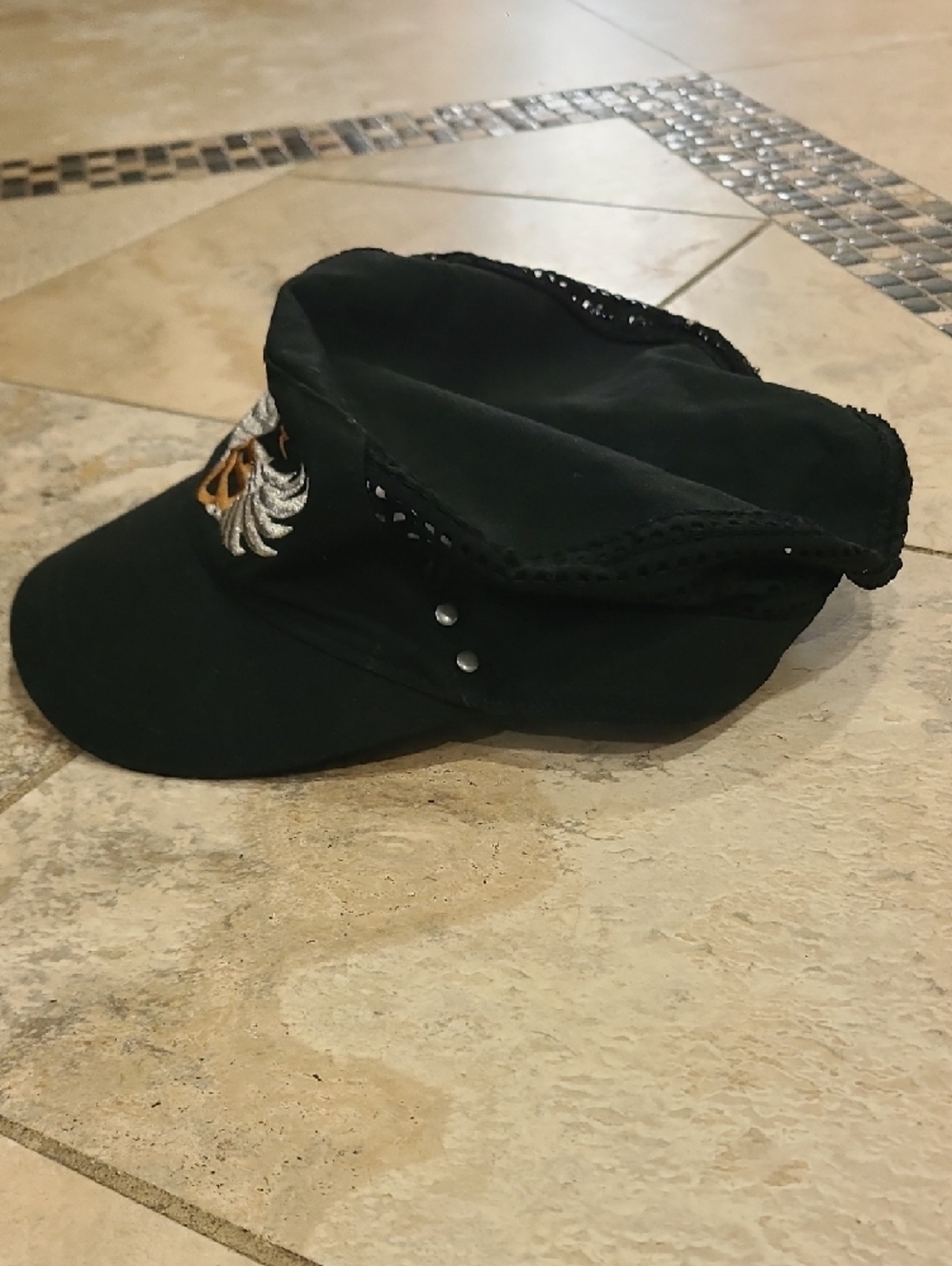 Harley-Davidson Black Cap with Gold '115' and Silver Wing Embroidery - Picture 4 of 7
